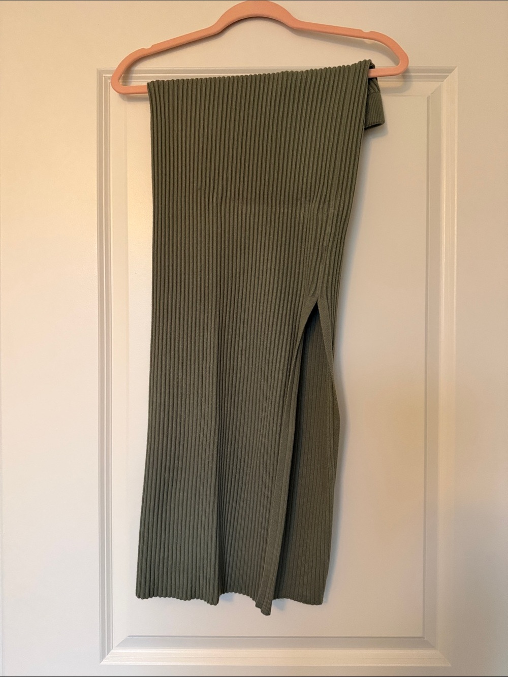 NWT petal and pup ribbed knit skirt